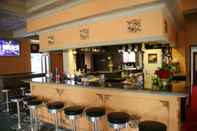 Bar, Cafe and Lounge Villa Linde