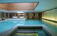 Swimming Pool 2 Grand Hyatt Chengdu