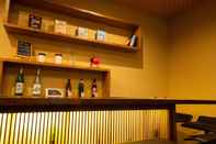 Quầy bar, cafe và phòng lounge Guest House Ouka - Hostel