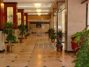 Lobi 4 Madina Palace Hotel