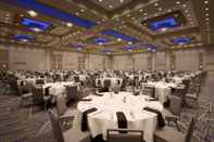 Functional Hall Embassy Suites by Hilton Kansas City Olathe