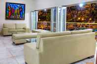 Lobby Hotel Neiva Plaza