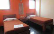 Kamar Tidur 2 Hotel Q Deck Rooms