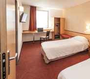 Bedroom 7 Brit Hotel Confort Montauban