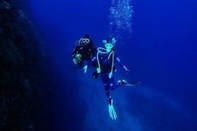 Pusat Kecergasan Blue Hole Dive Center