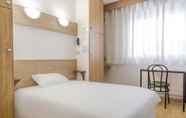 Bilik Tidur 2 Kyriad Direct Grenoble