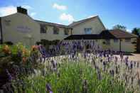 Exterior Ulceby Lodge