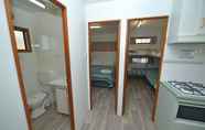 In-room Bathroom 5 Riverbend Caravan Park Renmark