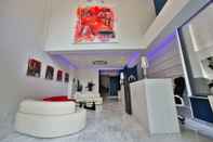 Lobi The Josephine Boutique hotel