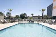 Swimming Pool Fairfield Inn & Suites Tampa Westshore / Airport