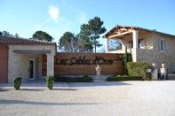 Bên ngoài Hôtel Les Sables d'Ocre & SPA