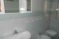 Toilet Kamar Residence Dolce Far Niente