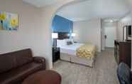 Bedroom 4 Baymont Inn and Suites Douglasville Atlanta