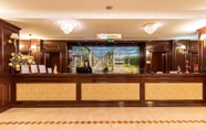 Lobby 2 Hotel President Solin