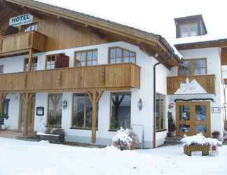 ภายนอกอาคาร 2 Alpenhotel Allgäu