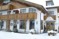 ภายนอกอาคาร Alpenhotel Allgäu