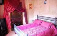 Bedroom 2 Well Center Riad Auberge Assounfou