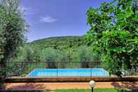 Swimming Pool Villa Lorena