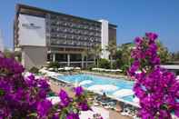 Swimming Pool Royal Garden Beach Hotel - All Inclusive