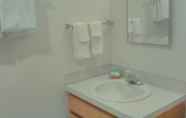 Toilet Kamar 4 Hotel Corvallis