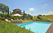 Swimming Pool 2 Castelmuzio