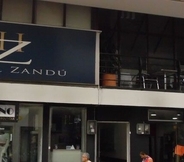 ภายนอกอาคาร 3 Hotel Zandu