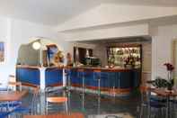 Bar, Cafe and Lounge Residence Corte dei Venti