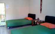 Kamar Tidur 6 Mettaloka Guest House and Art Space