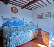 Bedroom 5 Uccellaia