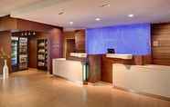 Lobi 4 Fairfield Inn & Suites by Marriott Niagara Falls