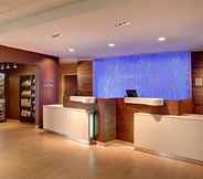 Lobi 4 Fairfield Inn & Suites by Marriott Niagara Falls