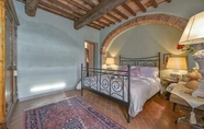 Bedroom 5 Villa Casalguidi