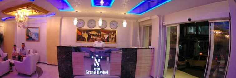 Lobby Grand Heykel Hotel