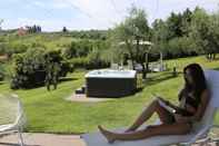 Swimming Pool Poggio Baronti B&B