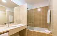 In-room Bathroom 3 Luna Arcos Hotel Nature & Spa