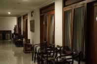 Lobby Hotel Kirana