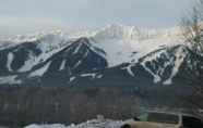 Nearby View and Attractions 4 Escape Away Fernie