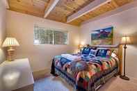 Bedroom 1296 Champlain Drive