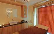 Kamar Tidur 5 Ivybridge Guest House