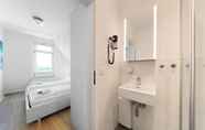 In-room Bathroom 7 Apartment Traveblick