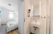 Toilet Kamar 7 Apartment Traveblick