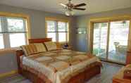 Bedroom 2 Angel Rock Waterfront Cottages and Vacation Homes