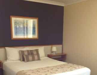 Bedroom 2 Mandurah Apartment at Silver Sands Resort