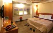 Kamar Tidur 6 Laurel Business Hotel