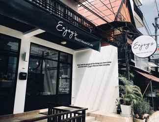 ภายนอกอาคาร 2 Enjoy's Beach House & Cafe'