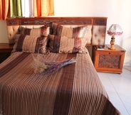 Kamar Tidur 4 Mohlongwafatshe Guest House