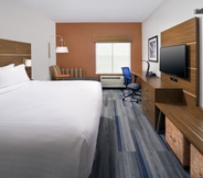 Bedroom 7 Holiday Inn Express & Suites New Braunfels, an IHG Hotel