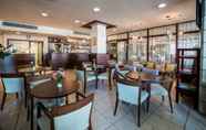 บาร์ คาเฟ่ และเลานจ์ 2 Hotel Marina Izola