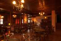 Quầy bar, cafe và phòng lounge Kroupi Hotel