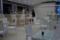 Bar, Cafe and Lounge Sunhill Centro Hotel